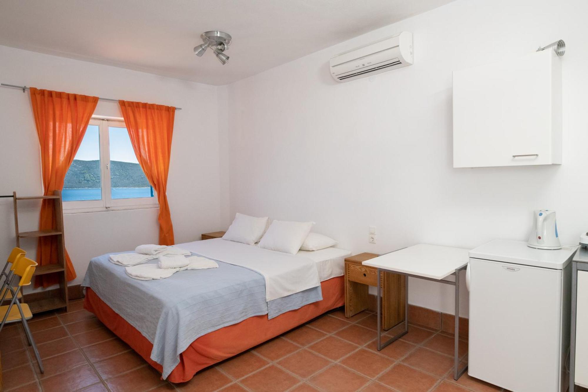 Elea Villas Steni Vala Alonissos Exteriör bild