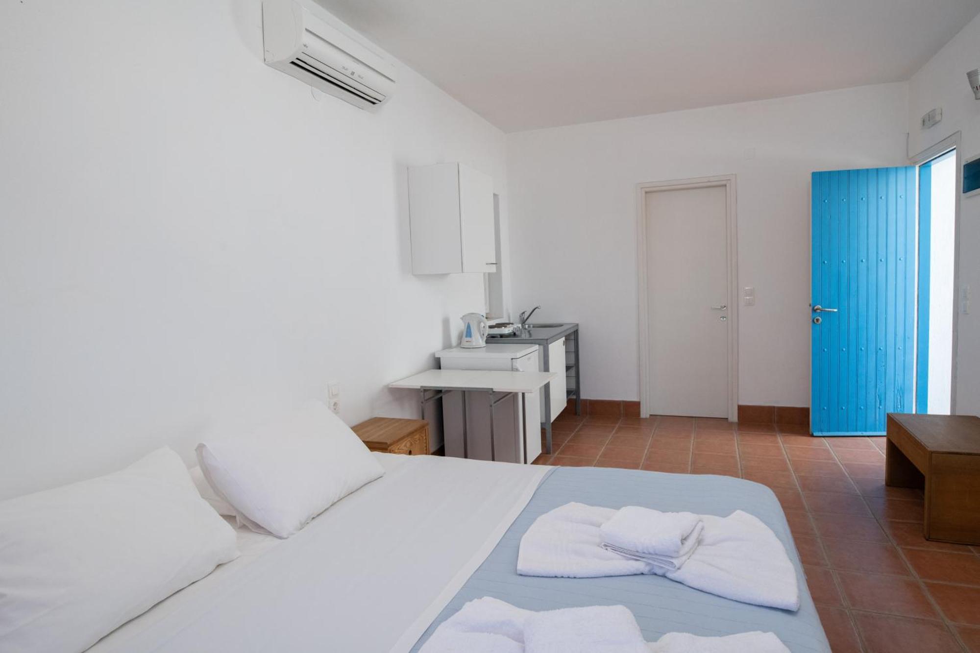 Elea Villas Steni Vala Alonissos Exteriör bild